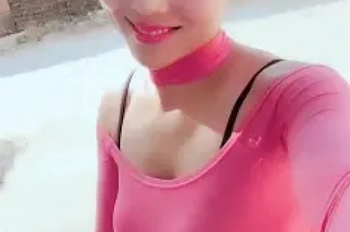 香港女星淡出娱乐多年曾因丈夫出轨离婚如今在国外经营武馆