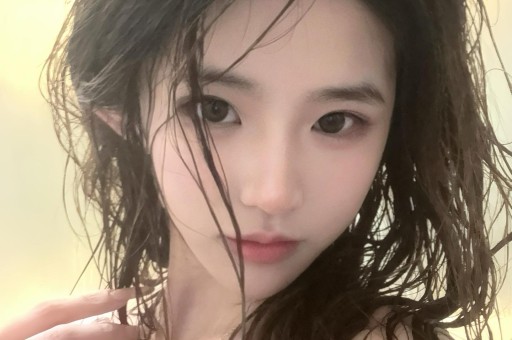 “耍大牌”被富婆贴脸开大口碑下滑是真性情还是低情商？