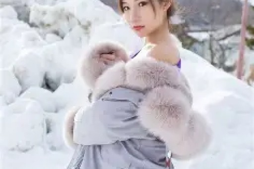 33岁女星官宣怀孕！孕期出血从厕所爬出来找老公男方身份太神秘