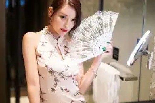 布兰妮回忆录：为前男友堕胎却被诬陷出轨被父亲反复身体羞辱